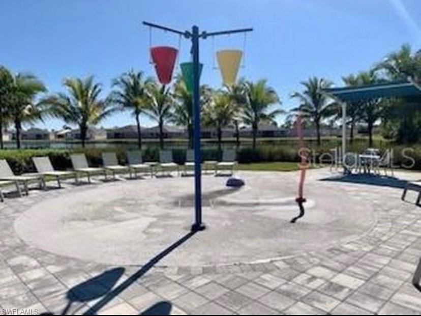 ENTRADA - Residential