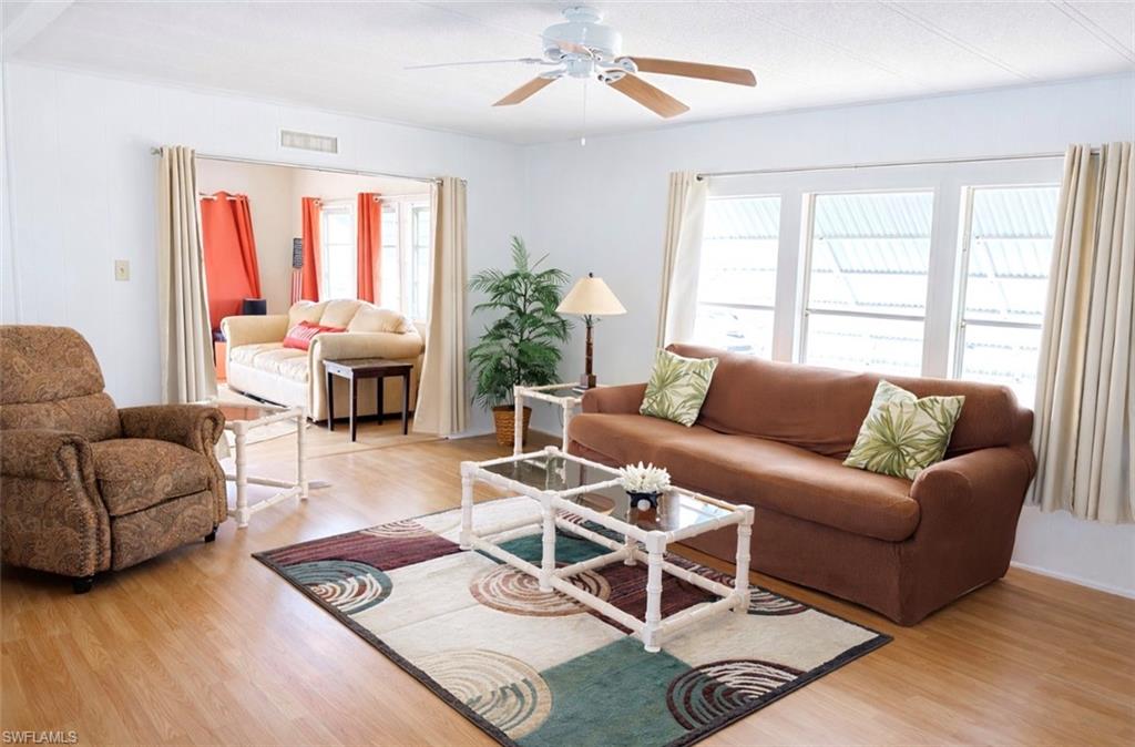 IMPERIAL HARBOR - Residential