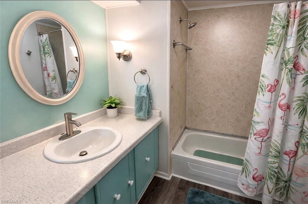 IMPERIAL HARBOR - Residential