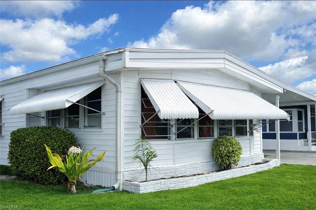 IMPERIAL HARBOR - Residential