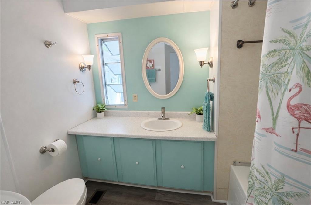 IMPERIAL HARBOR - Residential