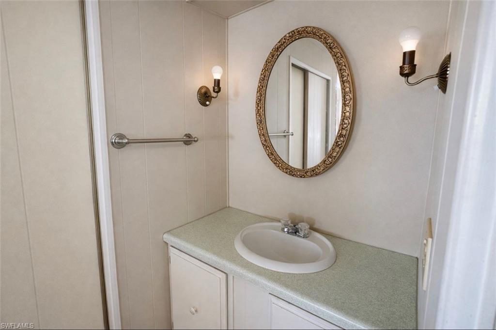 IMPERIAL HARBOR - Residential