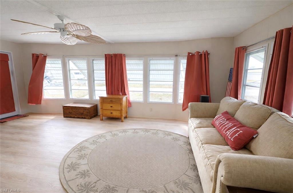 IMPERIAL HARBOR - Residential