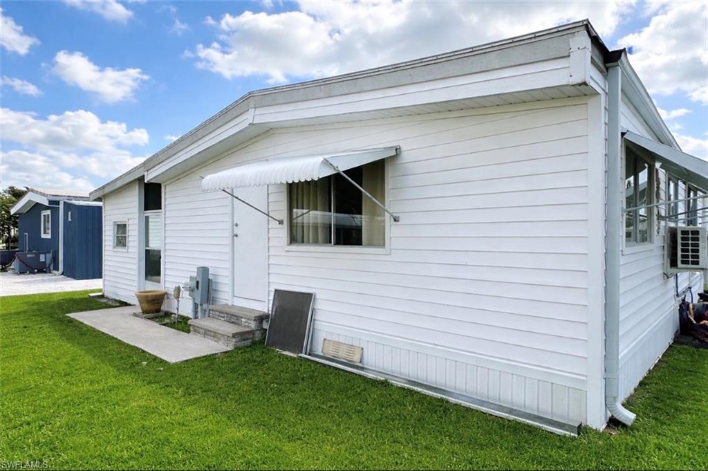 IMPERIAL HARBOR - Residential