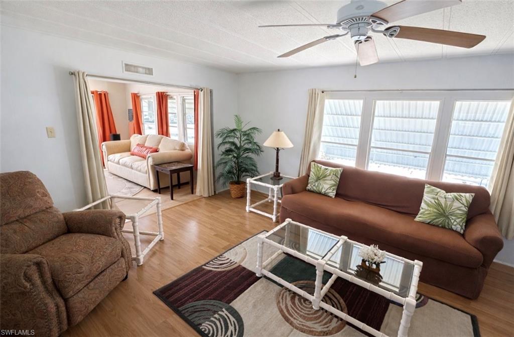 IMPERIAL HARBOR - Residential