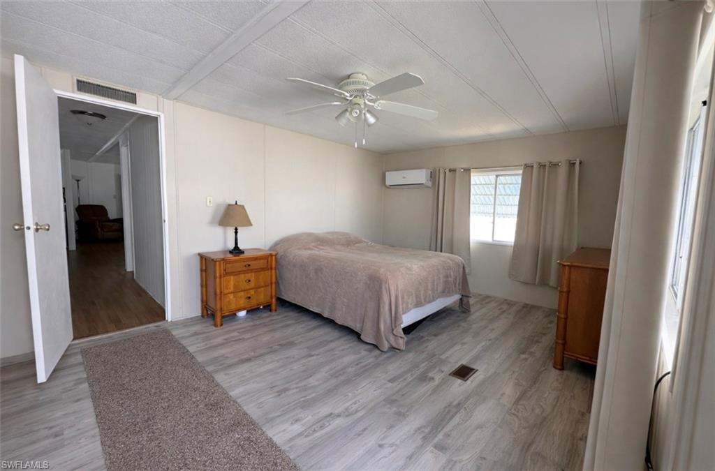 IMPERIAL HARBOR - Residential