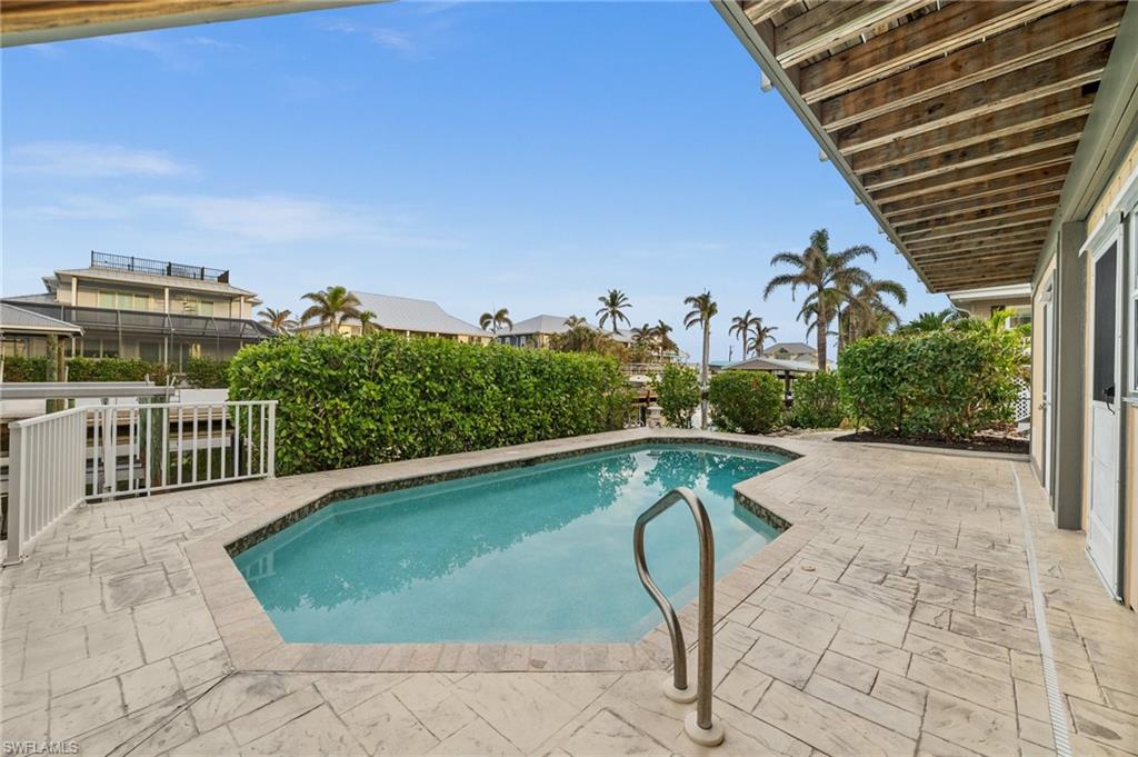 PINE ISLAND SHORES UNIT 9 - Residential