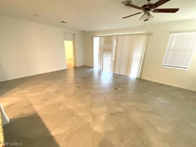 HAMPTON LAKES - Residential Lease