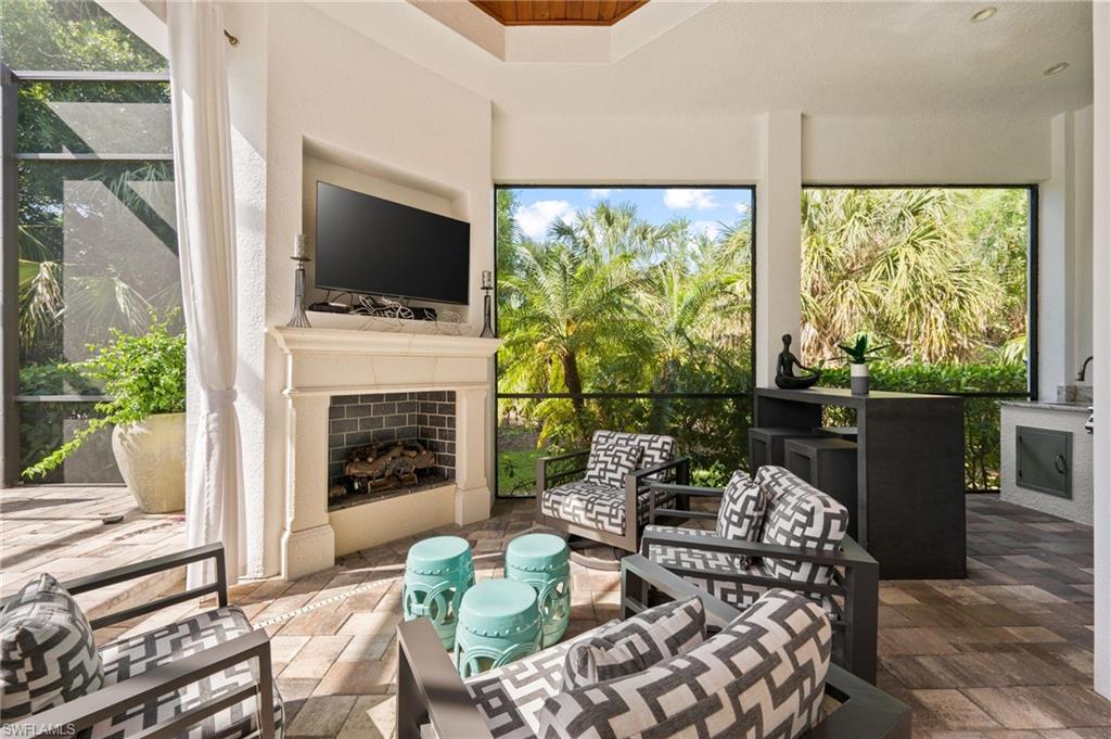 QUAIL WEST - Residential