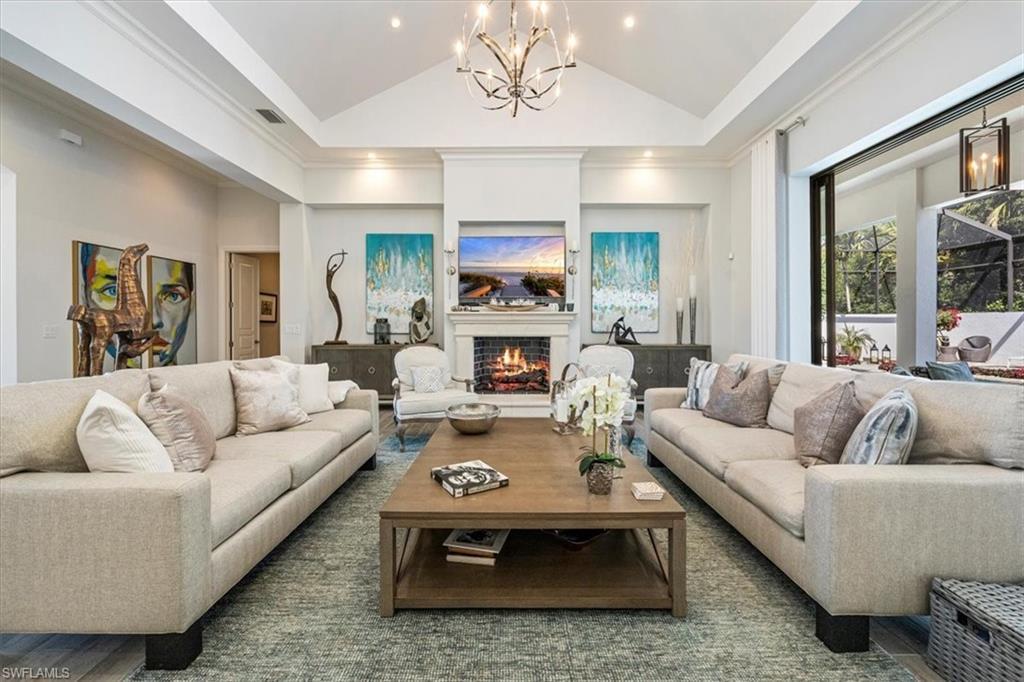 QUAIL WEST - Residential