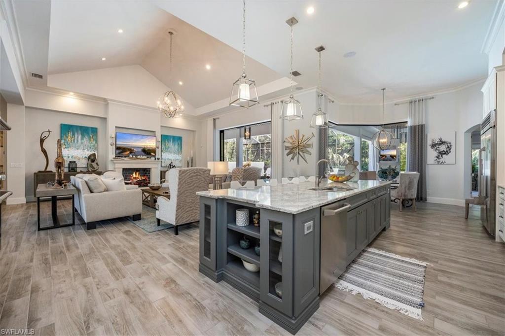 QUAIL WEST - Residential