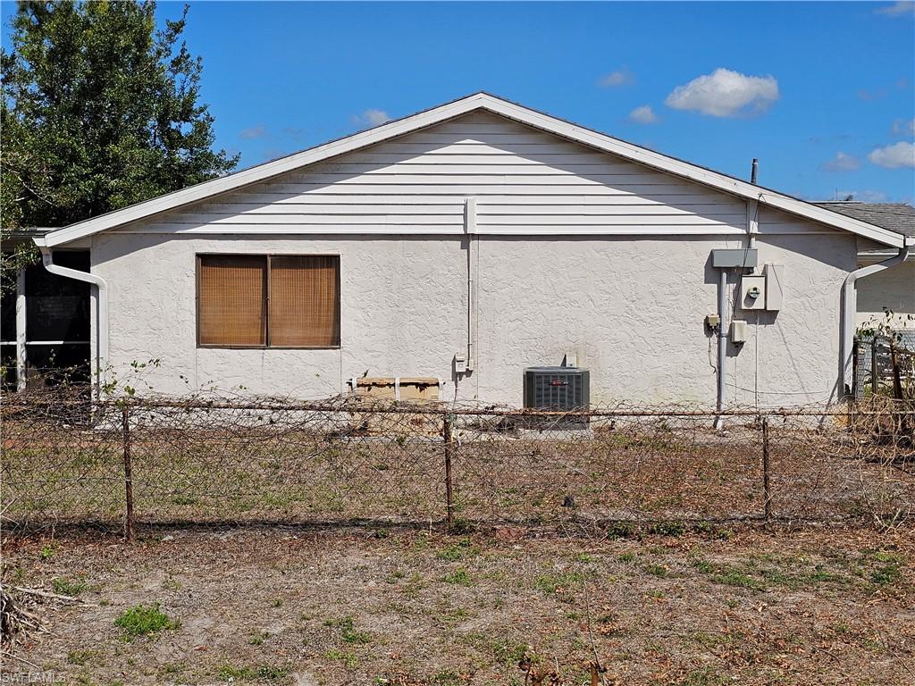 SAN CARLOS PARK - Residential