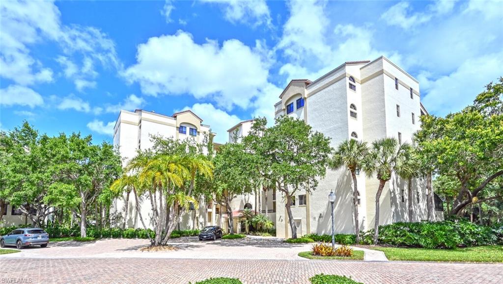 VALENCIA AT PELICAN BAY - Residential