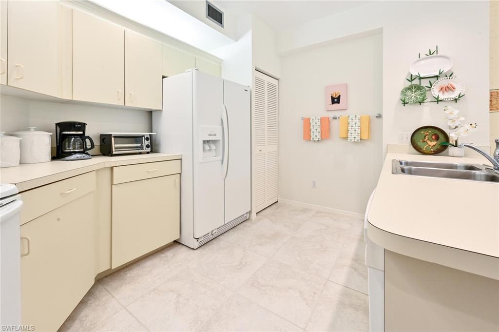 VALENCIA AT PELICAN BAY - Residential