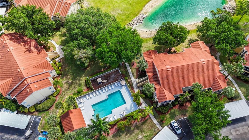 VENETIAN PALMS - Residential