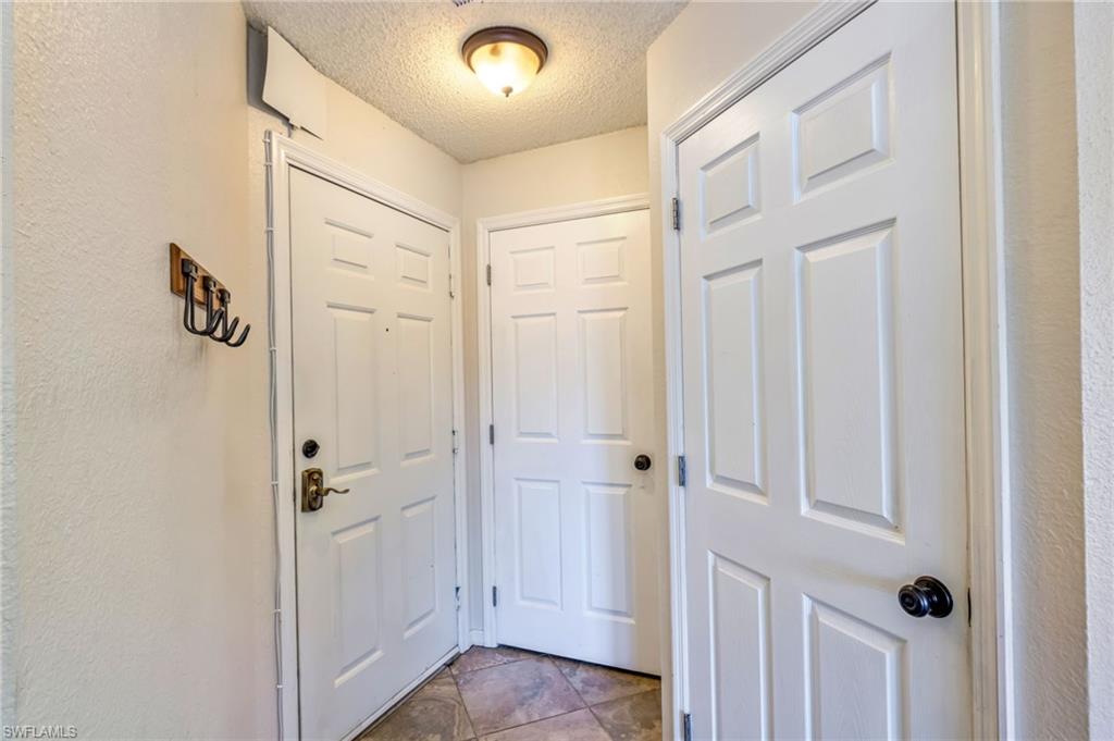 VENETIAN PALMS - Residential