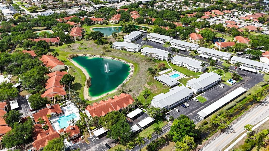 VENETIAN PALMS - Residential
