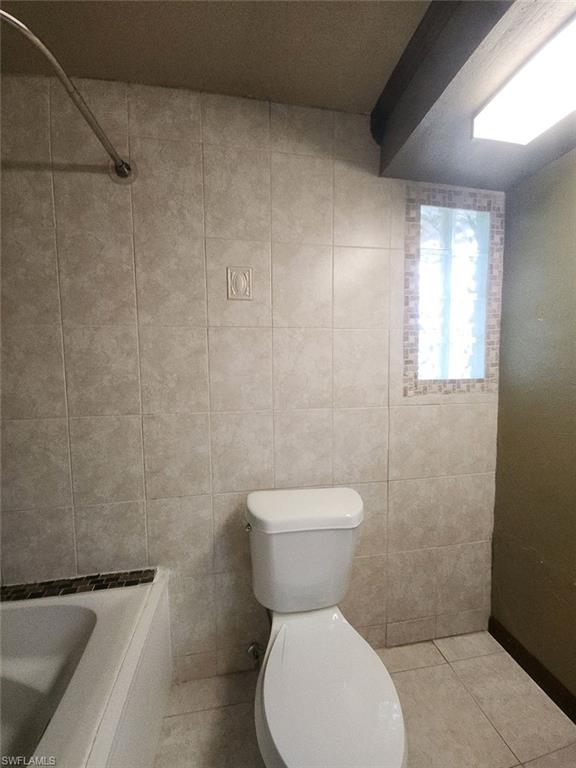 LAKEWOOD - Residential Lease