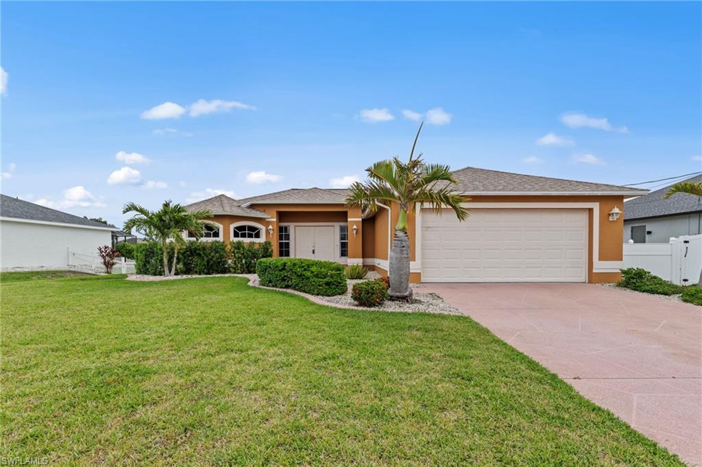 CAPE CORAL - Residential