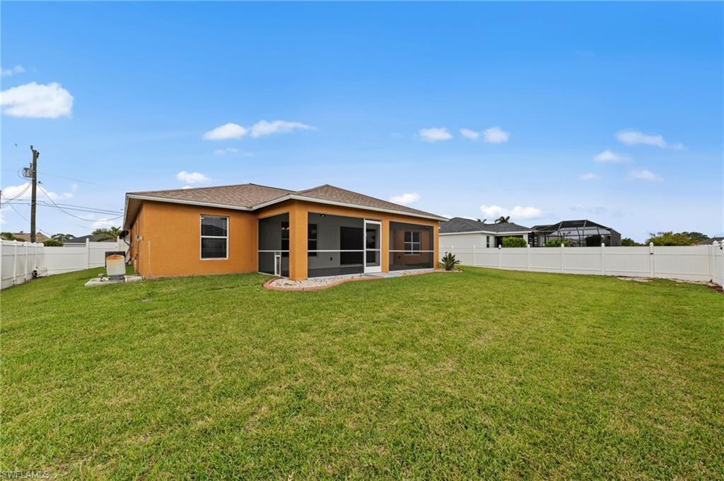 CAPE CORAL - Residential