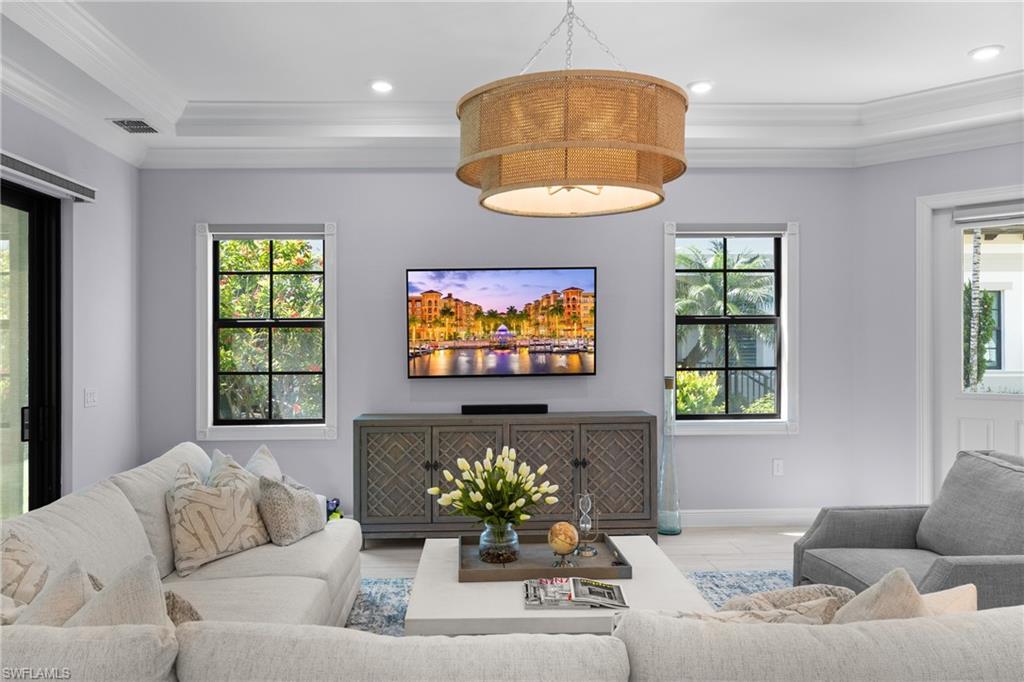 REGATTA LANDING - Residential