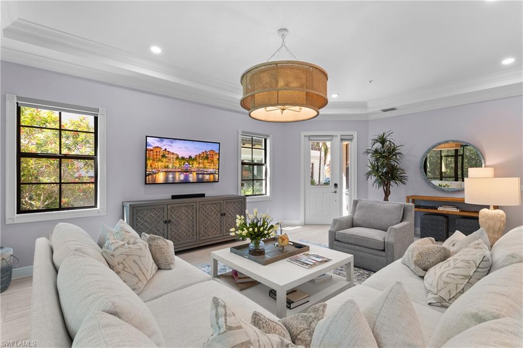 REGATTA LANDING - Residential