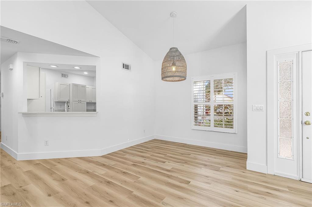 WINDSOR PLACE - Residential