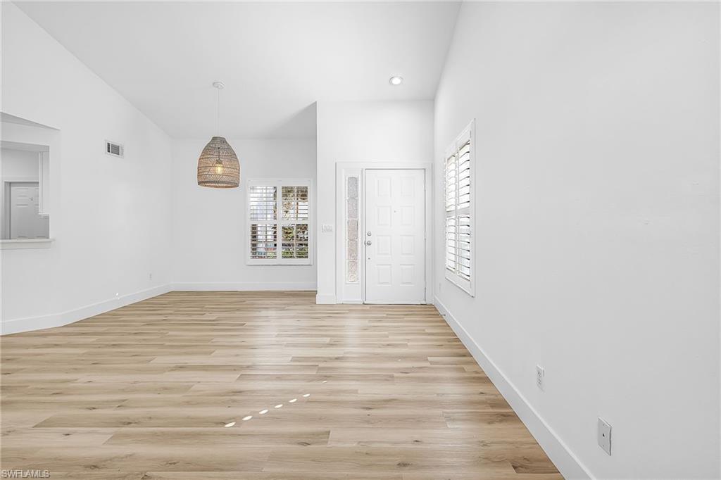 WINDSOR PLACE - Residential