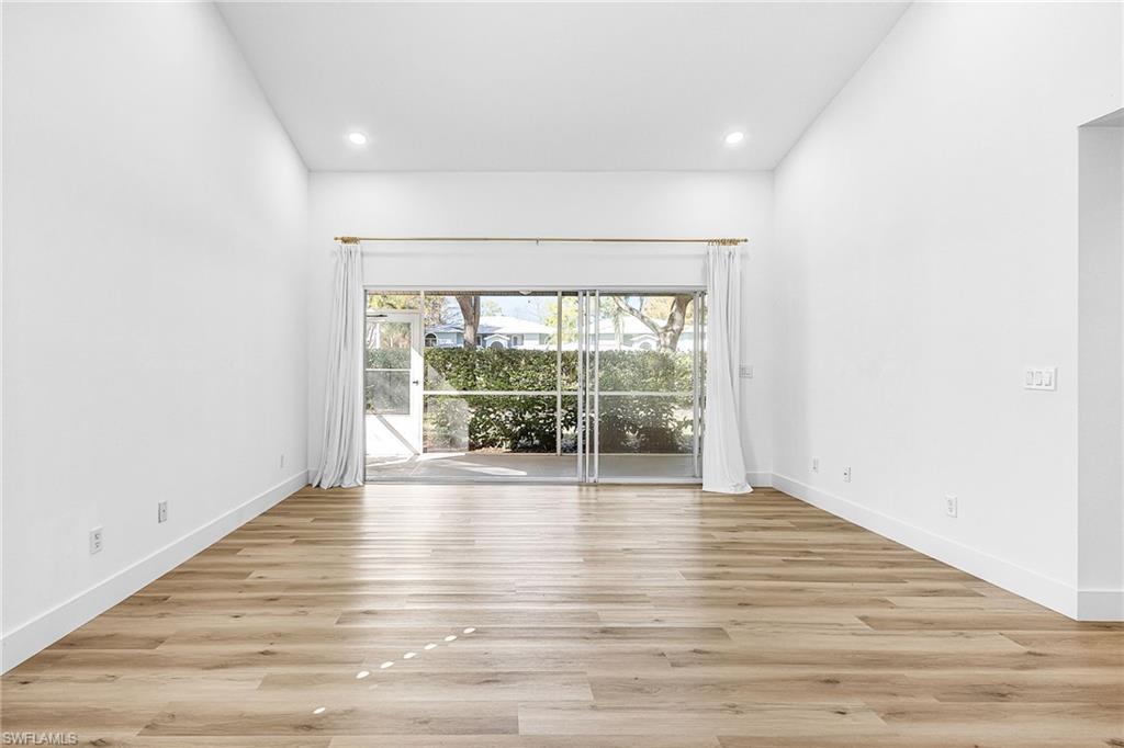 WINDSOR PLACE - Residential