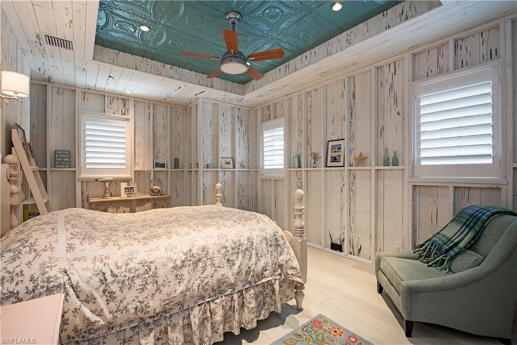 AQUALANE SHORES - Residential