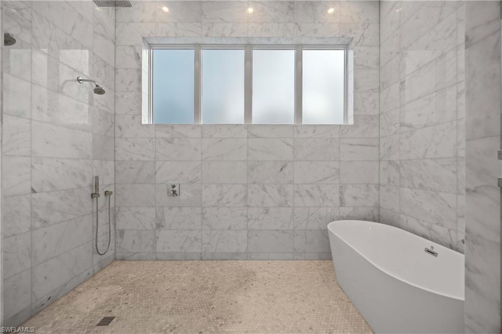 PARK SHORE - Residential