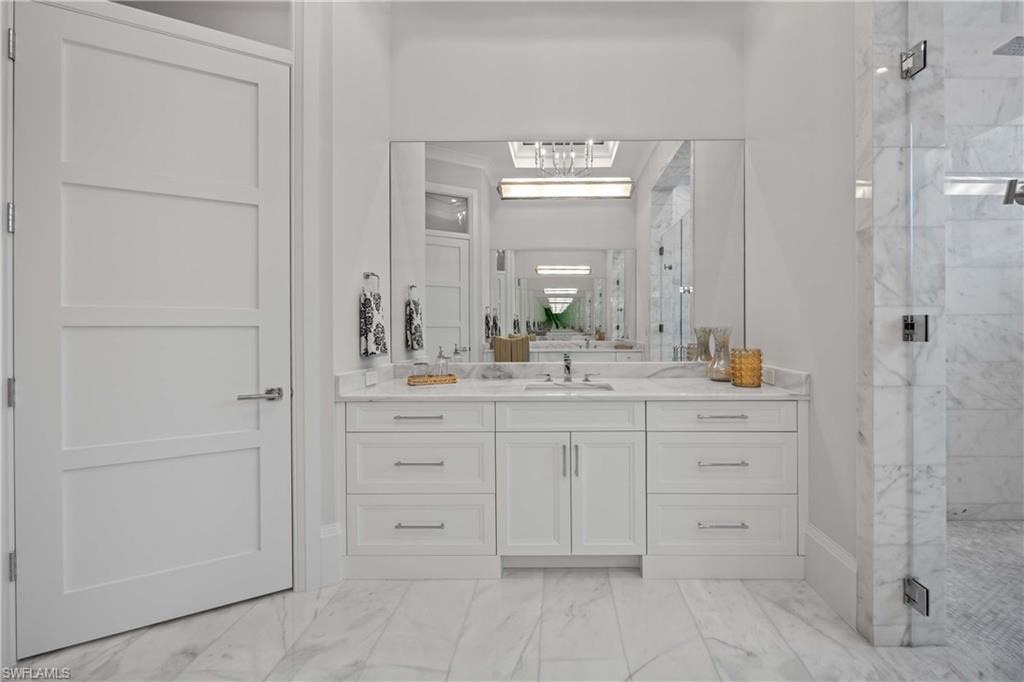 PARK SHORE - Residential