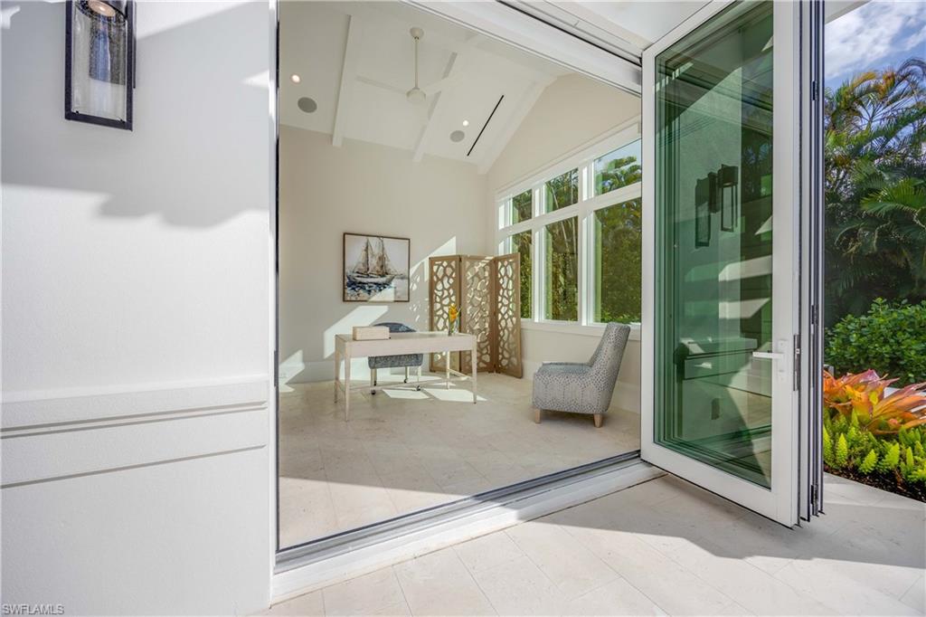 PARK SHORE - Residential