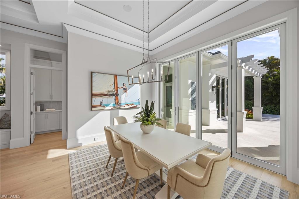 PARK SHORE - Residential