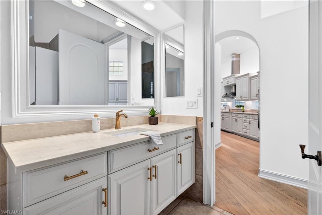 SPYGLASS POINTE - Residential Lease