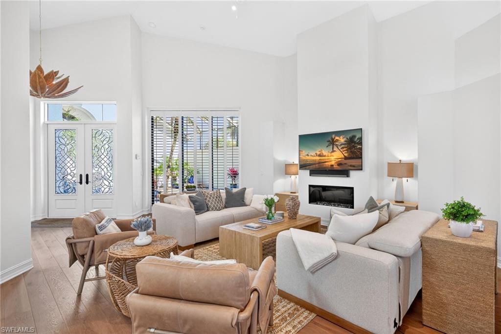 SPYGLASS POINTE - Residential Lease