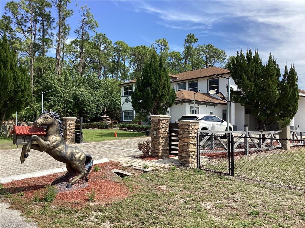 LEHIGH ACRES - Residential