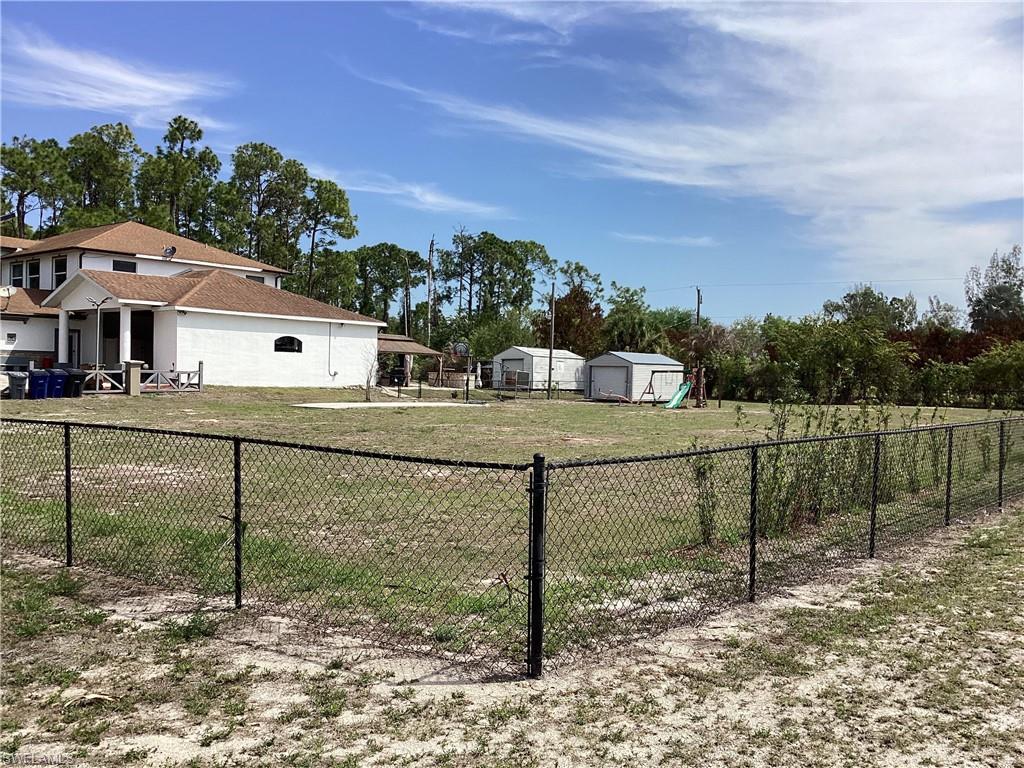 LEHIGH ACRES - Residential