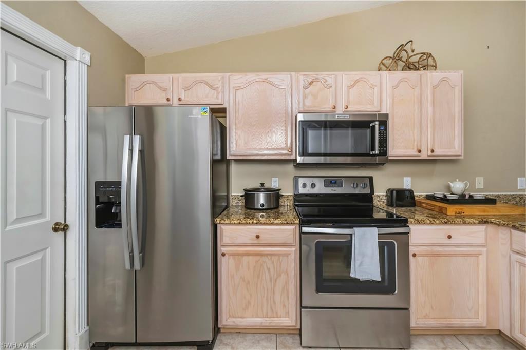 PINE HAMMOCK - Residential