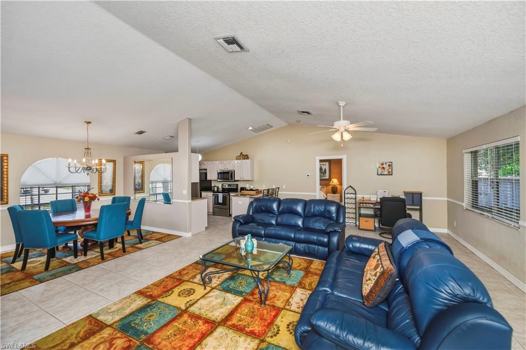 PINE HAMMOCK - Residential