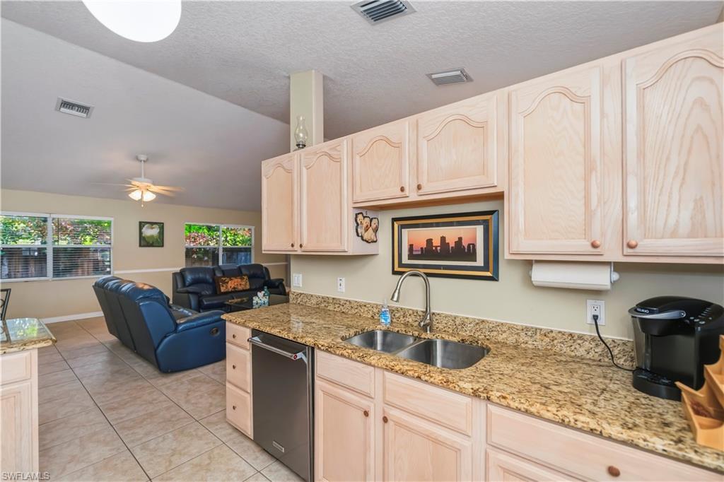 PINE HAMMOCK - Residential