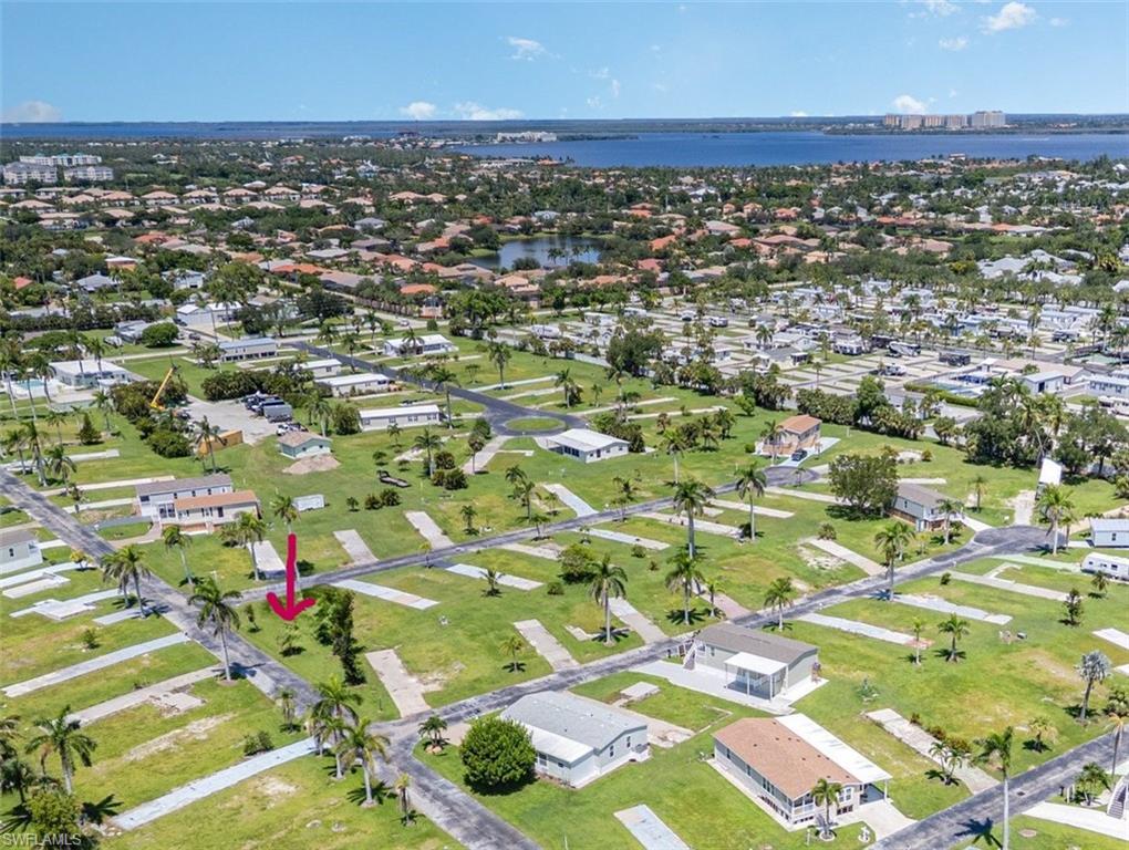 PLANTATION ESTATES MOBILE HOME - Land