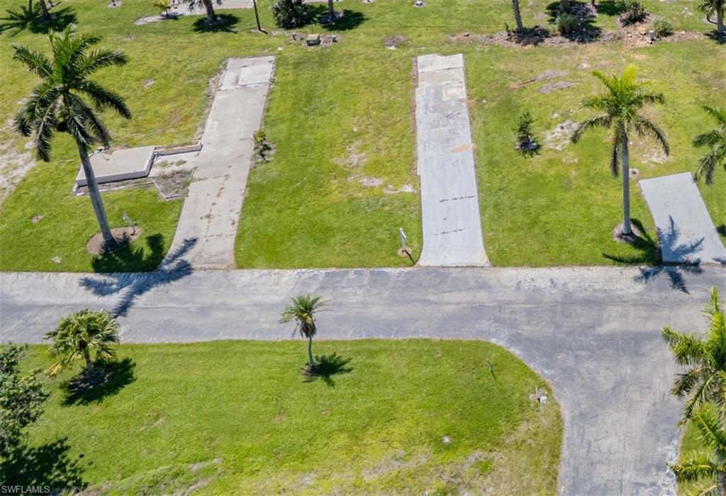 PLANTATION ESTATES MOBILE HOME - Land