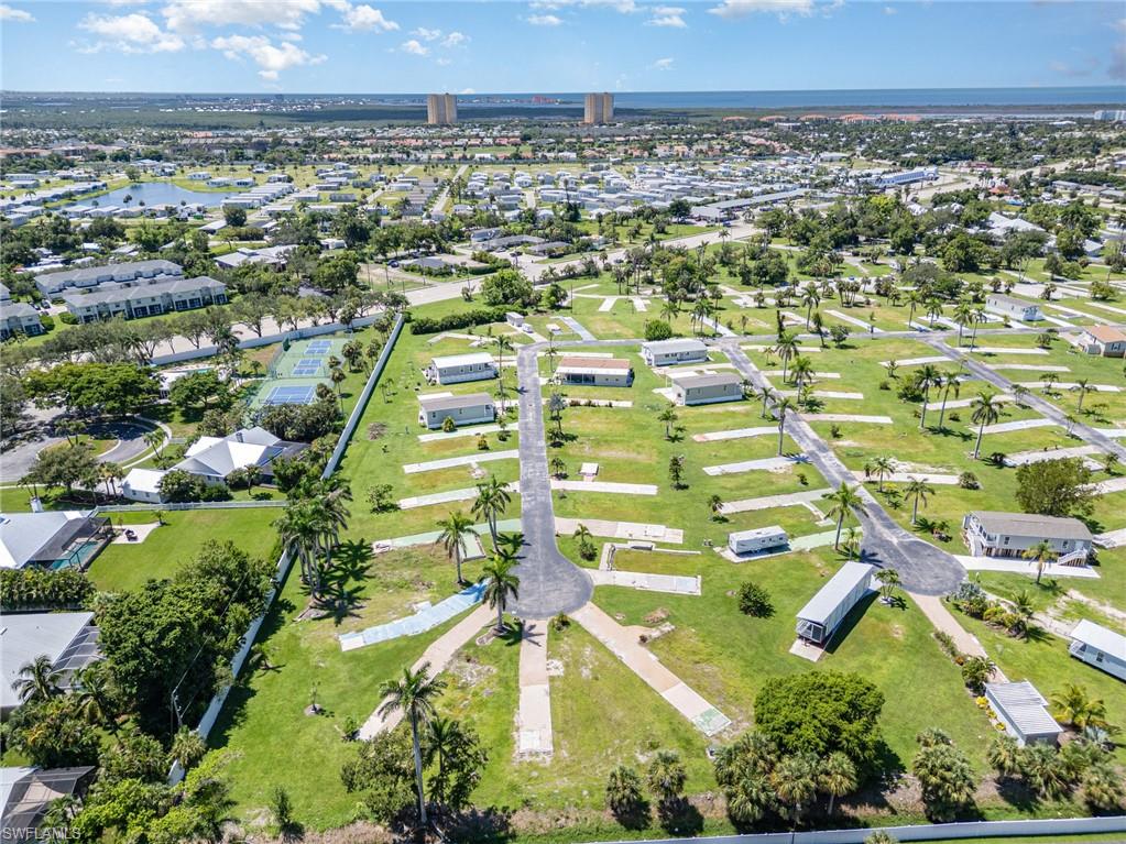 PLANTATION ESTATES MOBILE HOME - Land