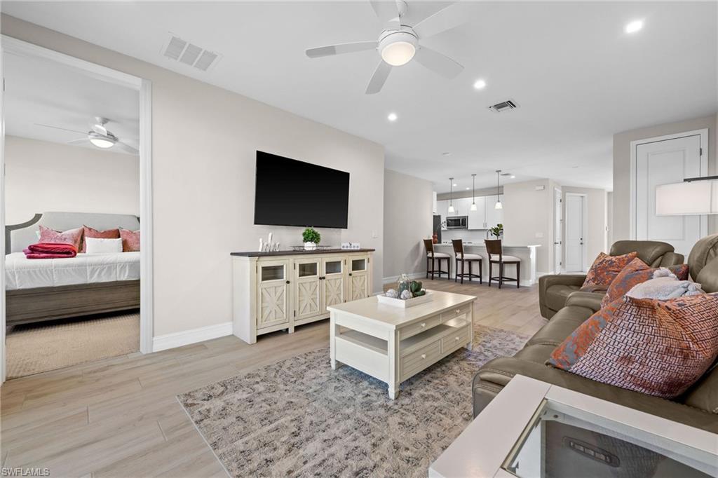 VANDERBILT RESERVE - Residential