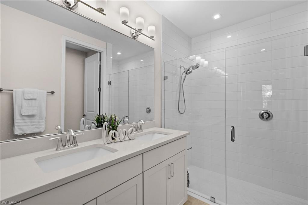 VANDERBILT RESERVE - Residential