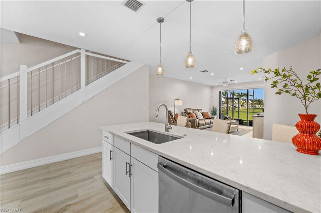 VANDERBILT RESERVE - Residential