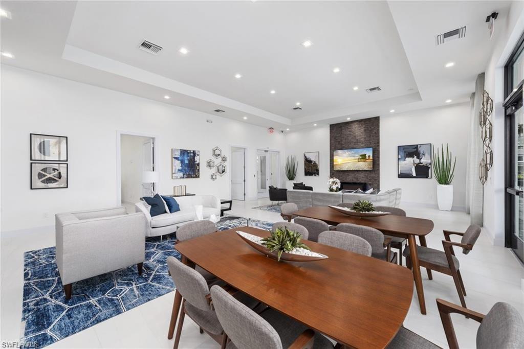 VANDERBILT RESERVE - Residential