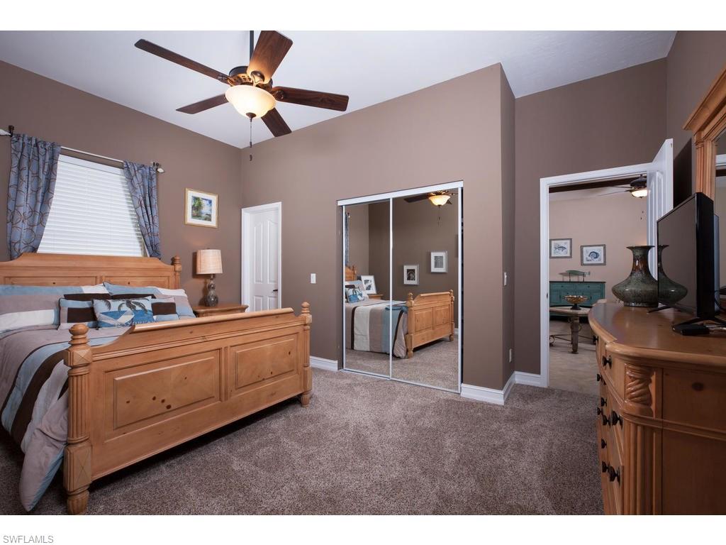 MARCO BEACH - Residential