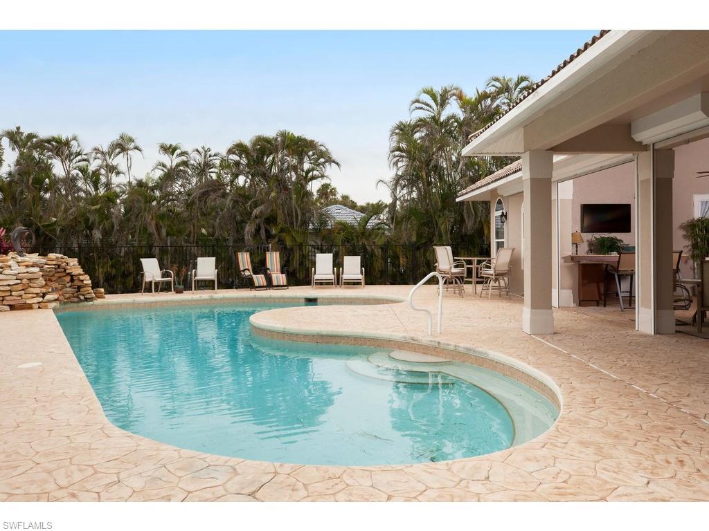 MARCO BEACH - Residential